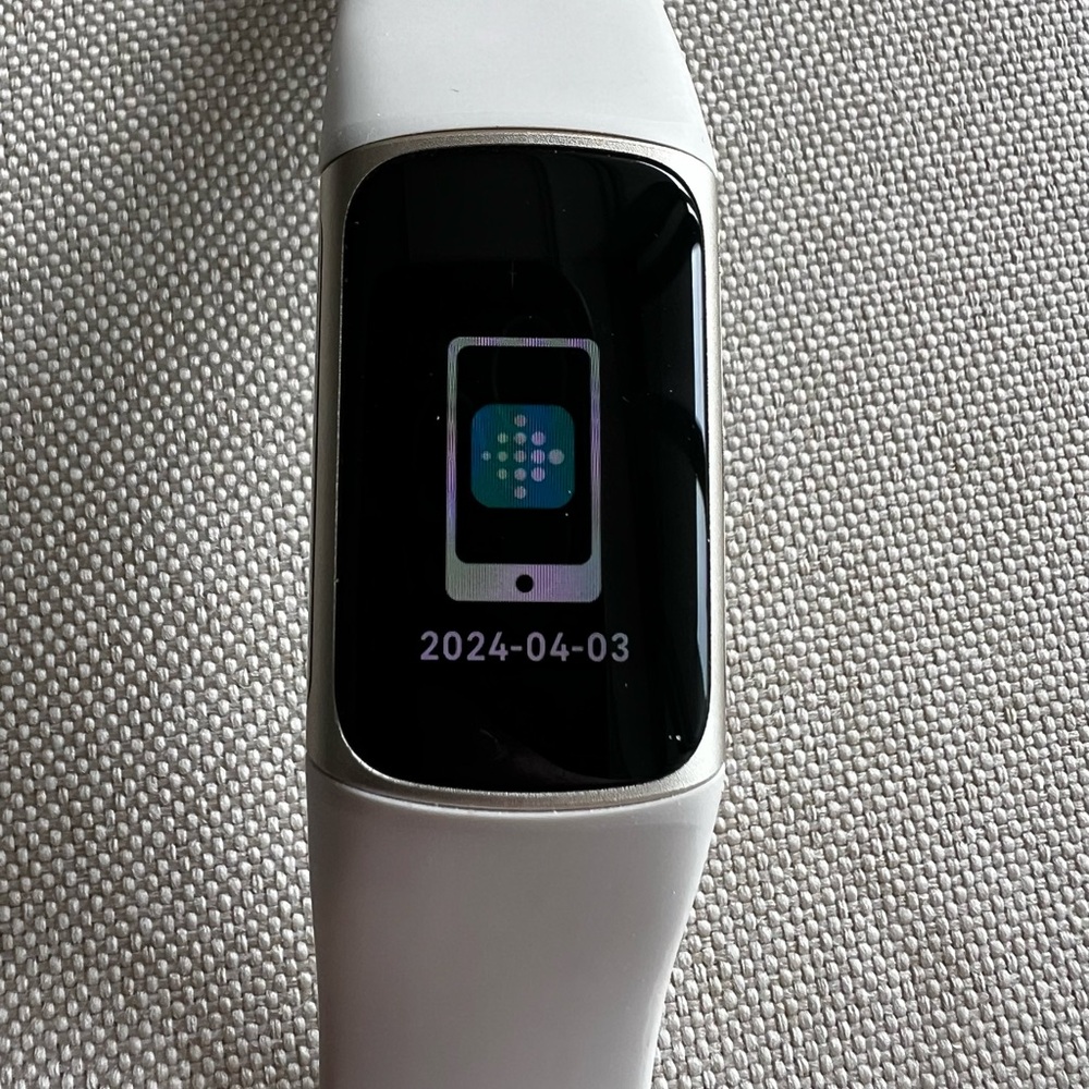 Fitbit Charge 5 Smart Tracker - Picture 7 of 7